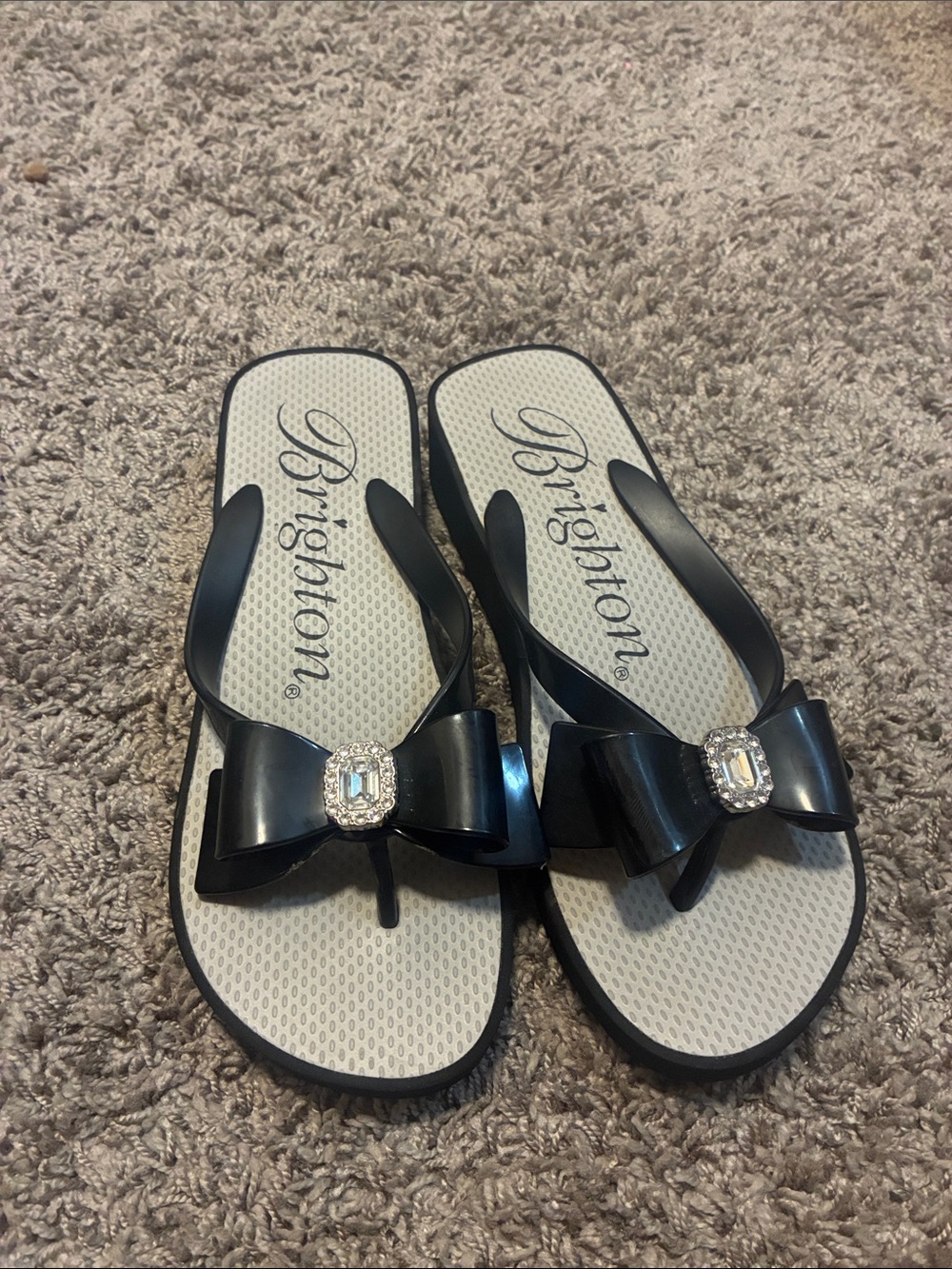 BRIGHTON black bow sandal Flip flop Sz 8